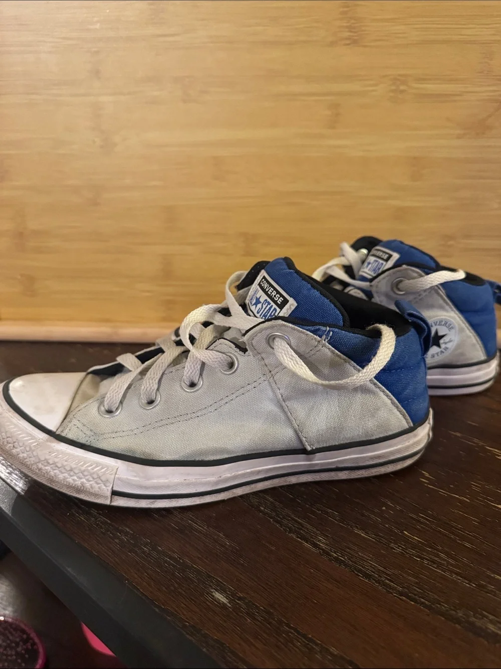 Converse Kids Canvas Low-Top Sneakers in Light Gray and Blue